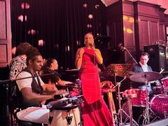 -LONG BAR 廊吧(外滩华尔道夫酒店)