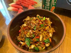 坛子泡菜炒肥肠-伙夫