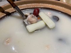 铁棍山药炖江团鱼-掌柜的店·河南菜(新天地店)