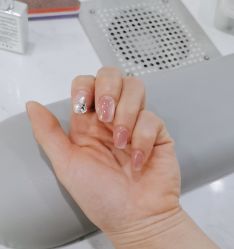 -雅洁美甲美睫