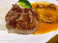 -香港新发烧腊茶餐厅(万象店)