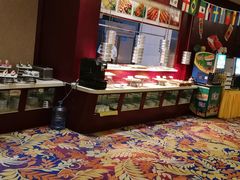 -凤冠假日酒店自助餐
