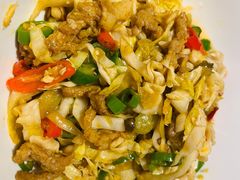 -阿瓦山寨·湘菜现炒·剁椒鱼头王(咸阳总店)