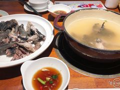 -黑鸡小馆(金源店)