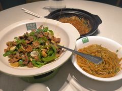 -绿草地·湘菜(7mall店)