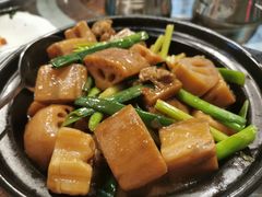 莲藕猪手-竹林农庄