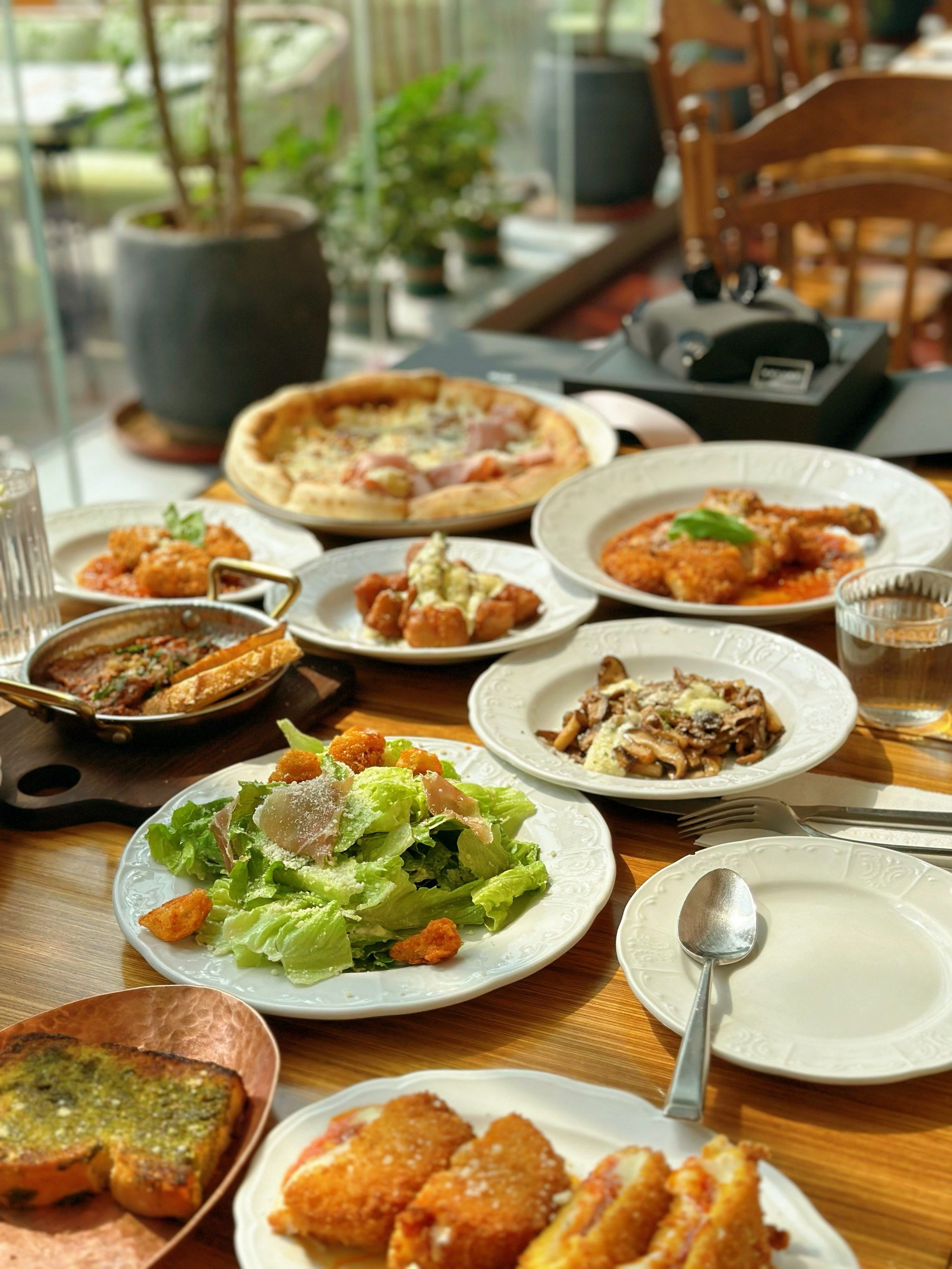 天津恒隆环境超好的西餐融合菜餐厅