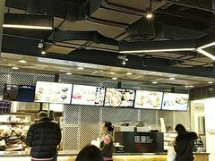 大堂-肯德基(孝陵卫地铁站店)