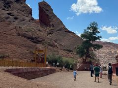 -天山神秘大峡谷