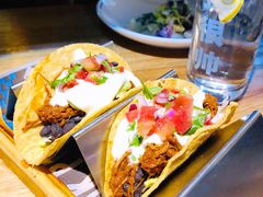 -Famous肥猫墨西哥音乐餐吧(五棵松华熙LIVE店)