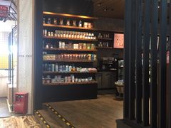 -星巴克臻选(成都环球乐天店)