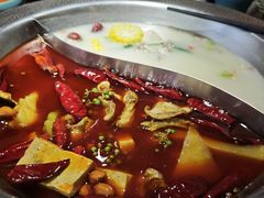 -麻田会 ·鲜活现烹·牛蛙火锅(珠江新城维家思广场店)