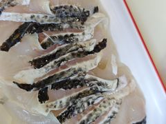 -毛辣果·贵州红酸汤牛肉火锅(西单店)