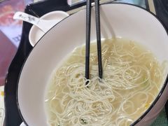 -百年老字号·观振兴蟹黄面·三虾面·苏式面(观前街富仁坊巷店)