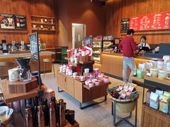 零售区-星巴克(广州百信广场东区店)