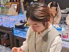 -黄益静眼镜行