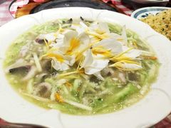 -龙桥私厨·姜花菊花过桥鱼·顺德菜(容桂店)