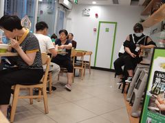 大堂-老乡鸡(肥东店忠路润和尚品店)
