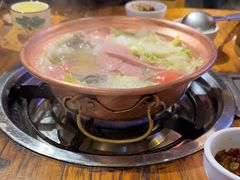 -阿婆情腊排骨火锅(金虹路店)