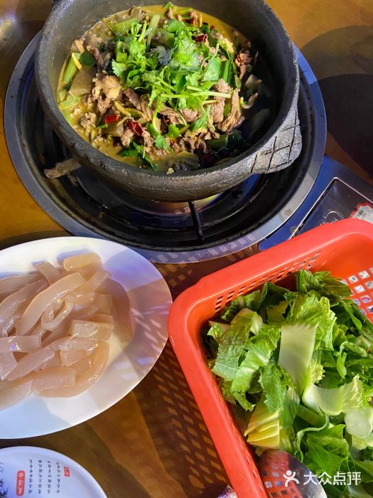 榕江牛瘪牛肉火锅图片