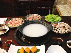 -御膳粥·牛乳粥底火锅·地道顺德菜(容桂店)