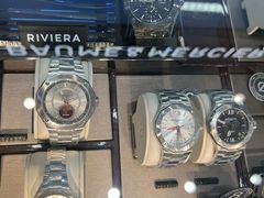 -亨得利钟表商店