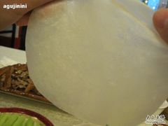 荷叶饼很薄-金百万烤鸭店(马甸店)