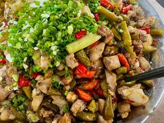 -廖哥泡椒兔(峨眉店)