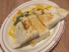 -玛格萝妮比萨屋(四平店)