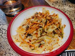 -迪拜杭州风味音乐餐厅(杭州首店 湖滨步行街店)