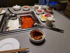 -海底捞火锅(金山百联店)