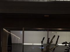 -洪小鹏生活美学馆(领SHOW天地店)