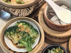 -煲仔皇腊味煲仔饭(经四万达店)
