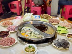 纯鲜毛肚-储奇门鳝鱼火锅(总店)