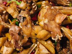 干锅牛蛙-馋嘴蛙火锅