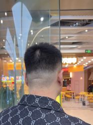 -川和潮人