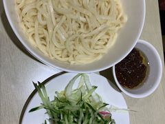 -黑八私房老北京炸酱面