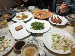 -梁家大院•农家菜(昆山会展中心店)