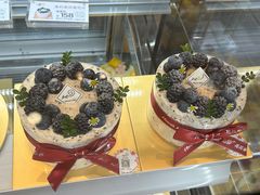 -花花卷卷·鲜食蛋糕(静安久光百货店)
