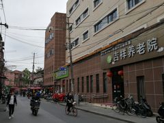 -三角地菜市场(吉祥路店)