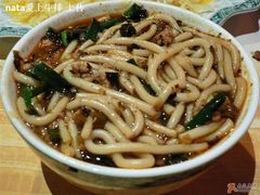 米粉-蔼若春.传承三十年云南菜(金碧公园店)