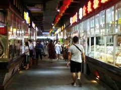 -水街美食城(泛宇邕江一品店)