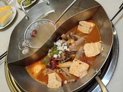 -左庭右院鲜牛肉火锅(浦江欢乐颂店)