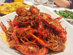 -阿楷·二十年烧烤宵夜·渔家小寨(达明店)