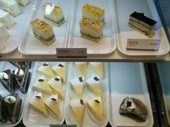 -樱花糕坊(凯德广场店)