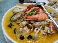 -谊荣海鲜大牌档(石湖店)