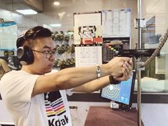 -都市枪神实弹射击俱乐部