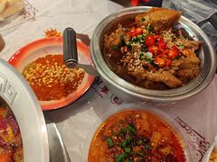 -大芊金重庆串串火锅(南京路店)