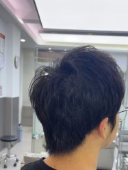 -首脑美发沙龙