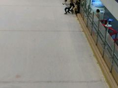 -正佳冰河湾真冰滑冰场